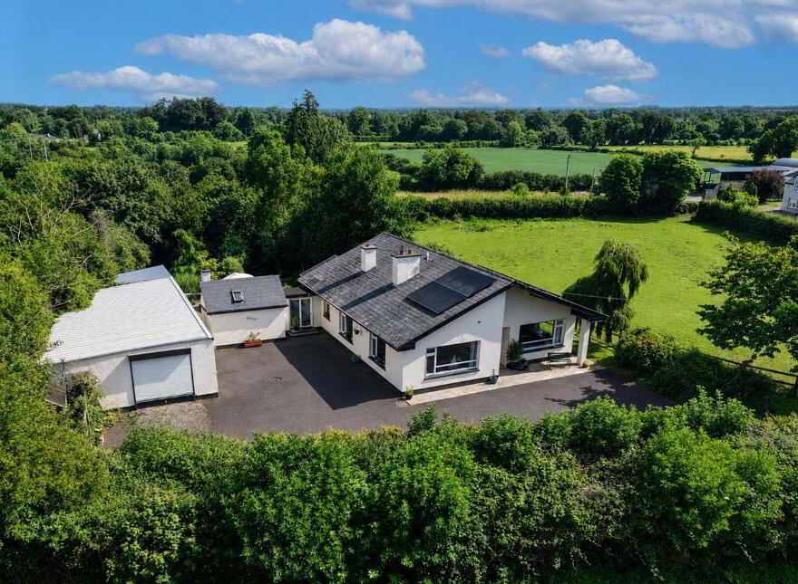 Hearst House, Clondoogan, Summerhill, A83Y190