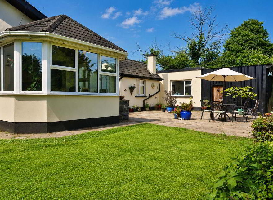 Hearst House, Clondoogan, Summerhill, A83Y190
