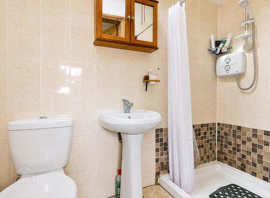 Hearst House, Clondoogan, Summerhill, A83Y190