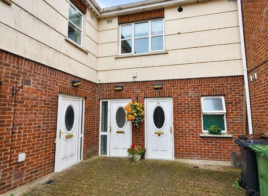 53 Brú Na Habhainn, Navan, C15DW45 photo