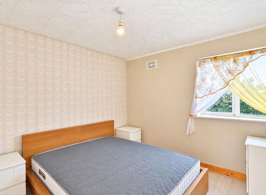 28 The Square, Innwood, Enfield, A83TE83