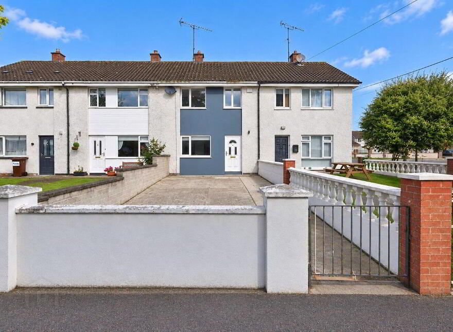 2 Belcourt, Navan, C15H2K5 photo