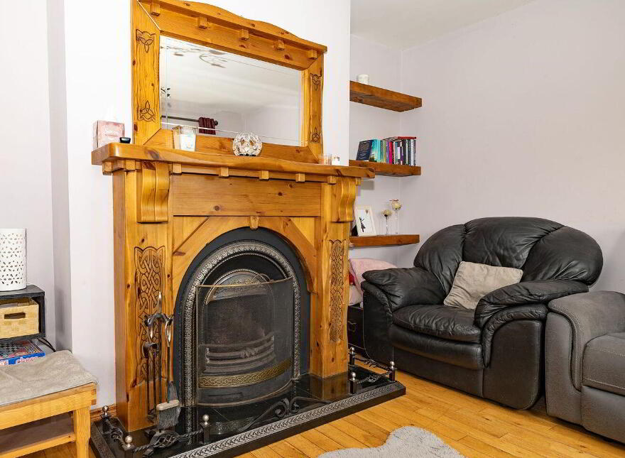 Edmondstown, Killucan, N91W978