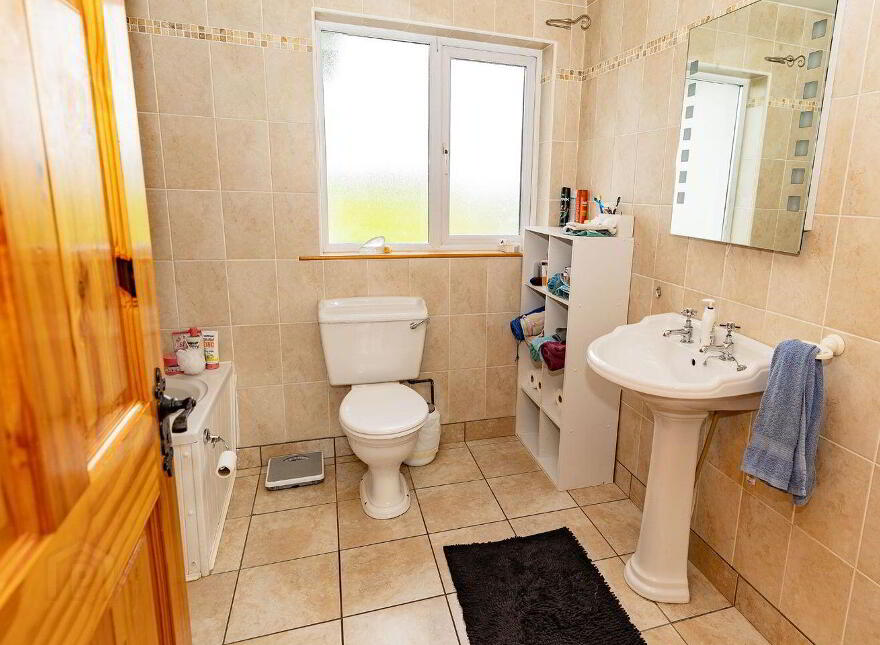 Edmondstown, Killucan, N91W978