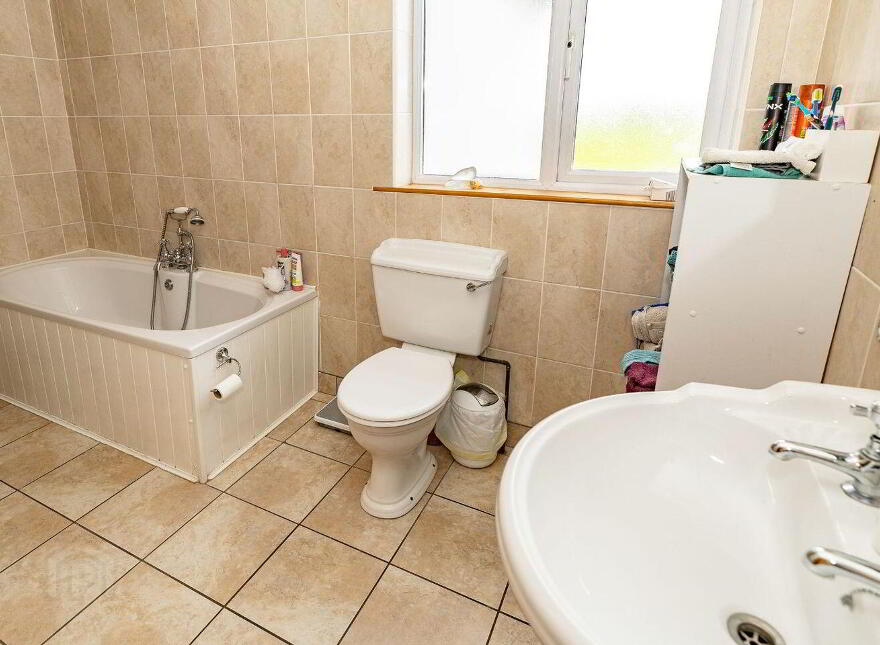 Edmondstown, Killucan, N91W978