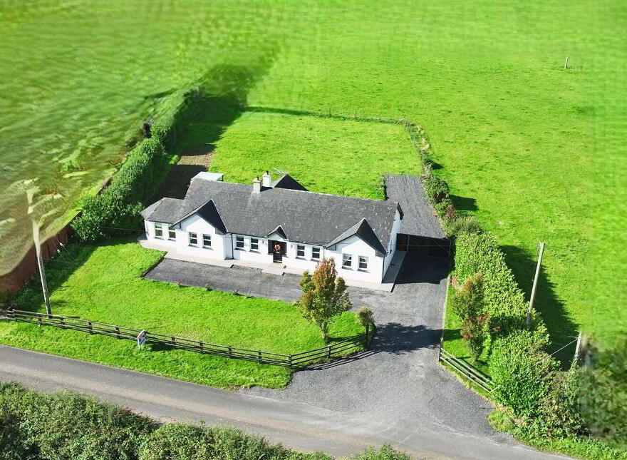 Edmondstown, Killucan, N91W978