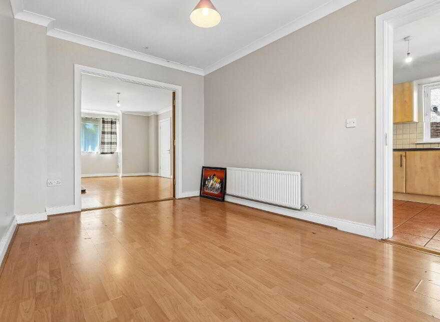 4 Laurelton, Swords, K67AC84