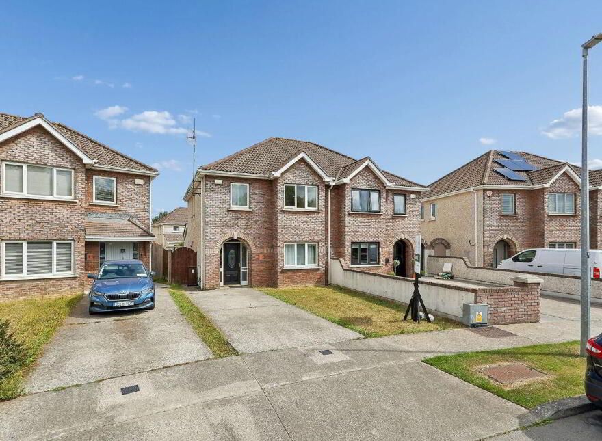 4 Laurelton, Swords, K67AC84