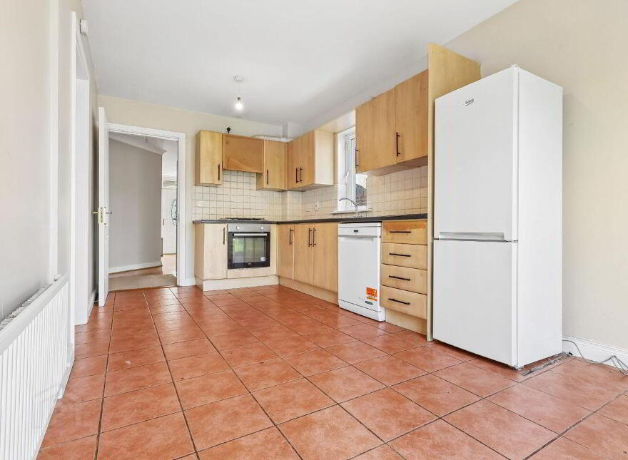 4 Laurelton, Swords, K67AC84