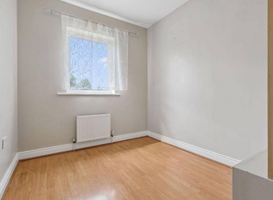 4 Laurelton, Swords, K67AC84