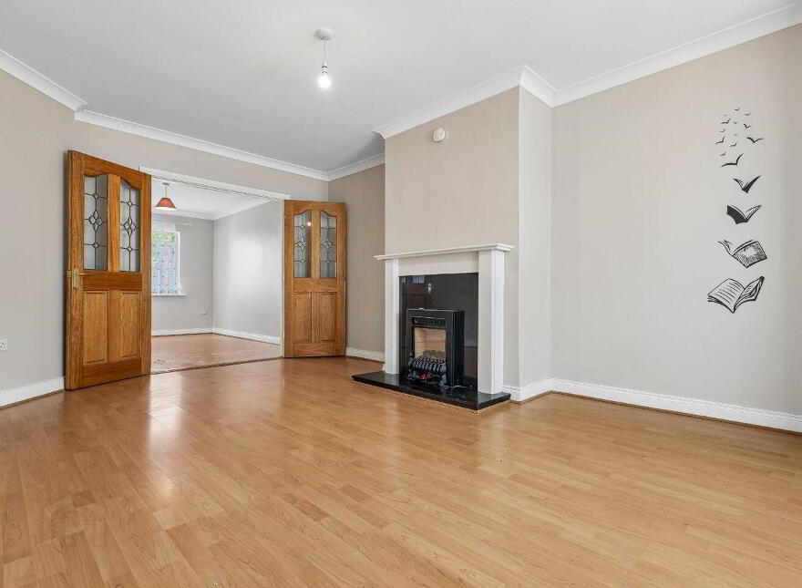 4 Laurelton, Swords, K67AC84