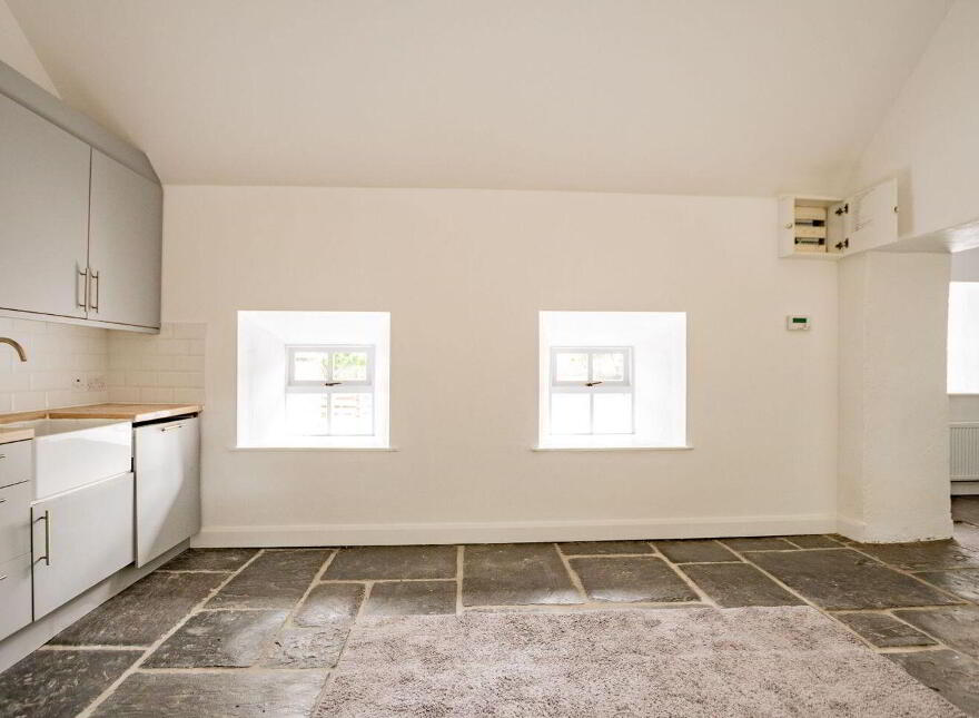 Teach Duinnshleibhe, Adamstown, Castletown-Geoghegan, N91A6X2