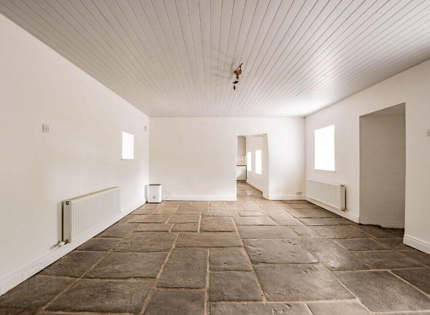 Teach Duinnshleibhe, Adamstown, Castletown-Geoghegan, N91A6X2