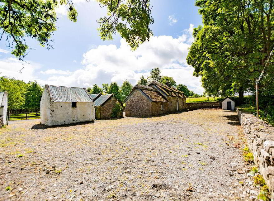 Teach Duinnshleibhe, Adamstown, Castletown-Geoghegan, N91A6X2