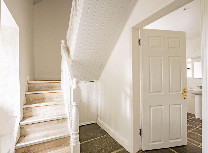 Teach Duinnshleibhe, Adamstown, Castletown-Geoghegan, N91A6X2