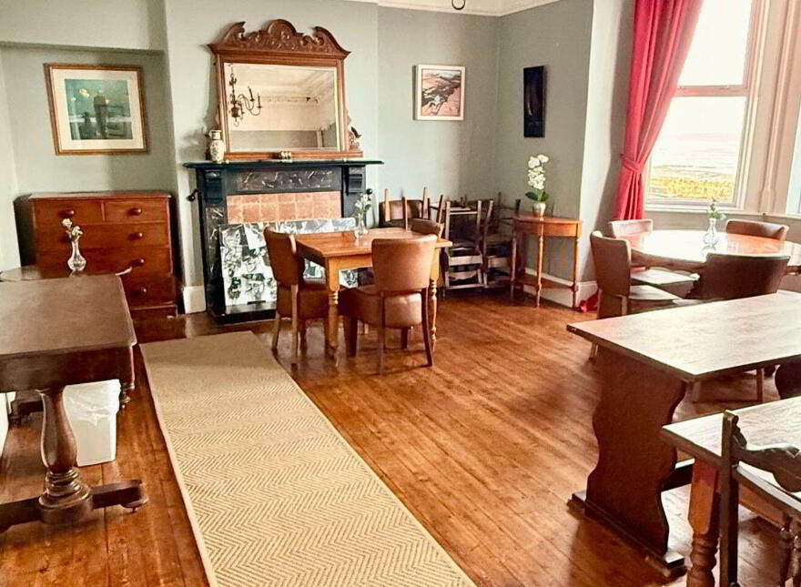 Rolling Wave, 7 Bayview Terrace, West End, Bundoran, F94Y278