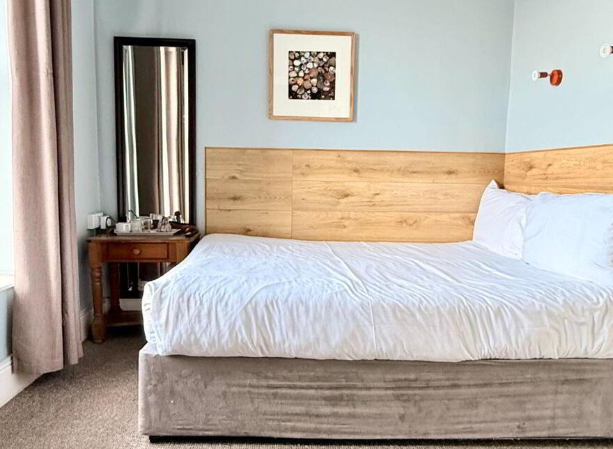 Rolling Wave, 7 Bayview Terrace, West End, Bundoran, F94Y278