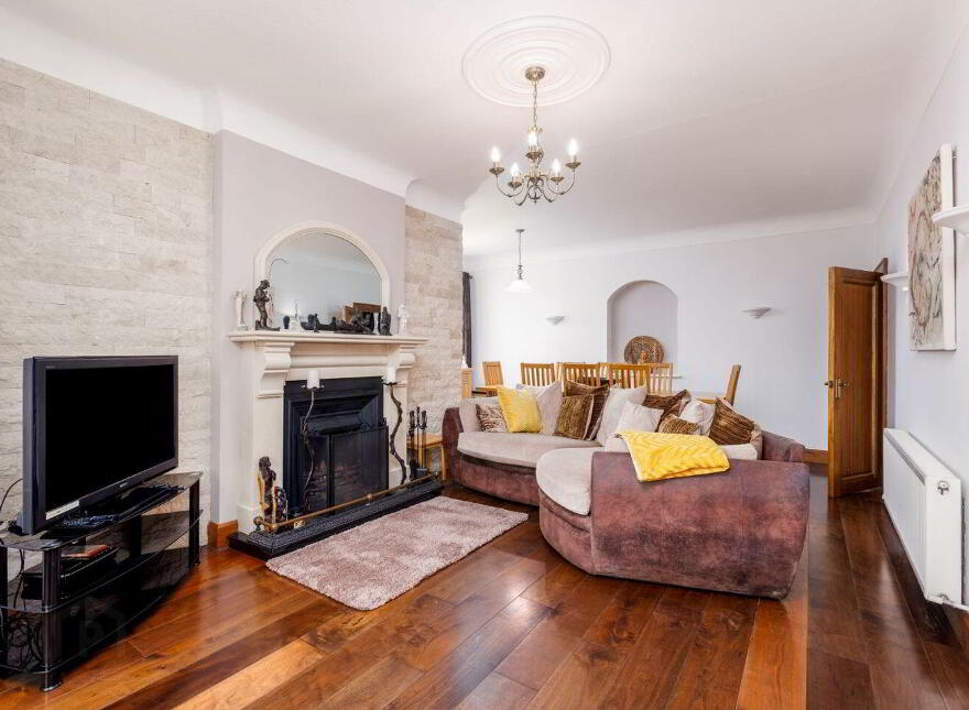 Gillaroo Lodge, West End, Bundoran, F94DP65