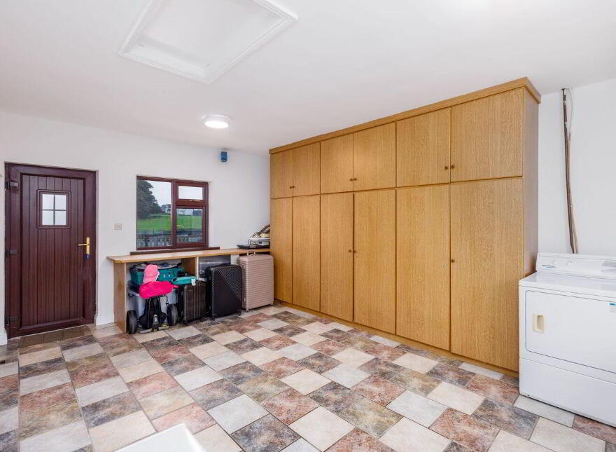 Gillaroo Lodge, West End, Bundoran, F94DP65