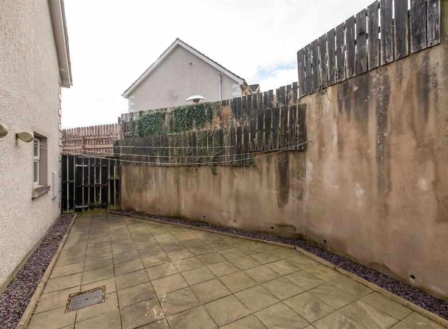27 Vianstown Heights, Downpatrick, BT30 6TF