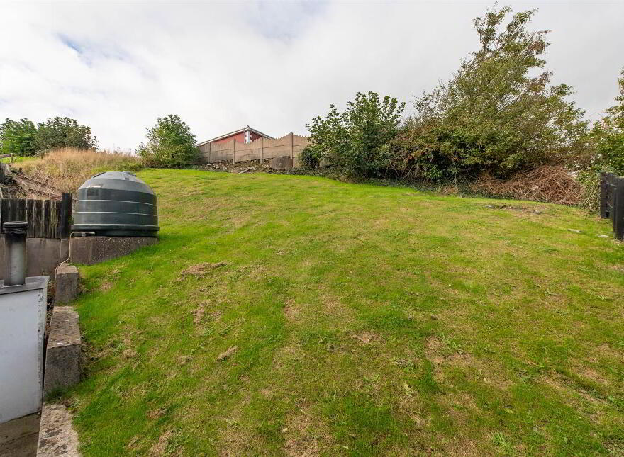 27 Vianstown Heights, Downpatrick, BT30 6TF