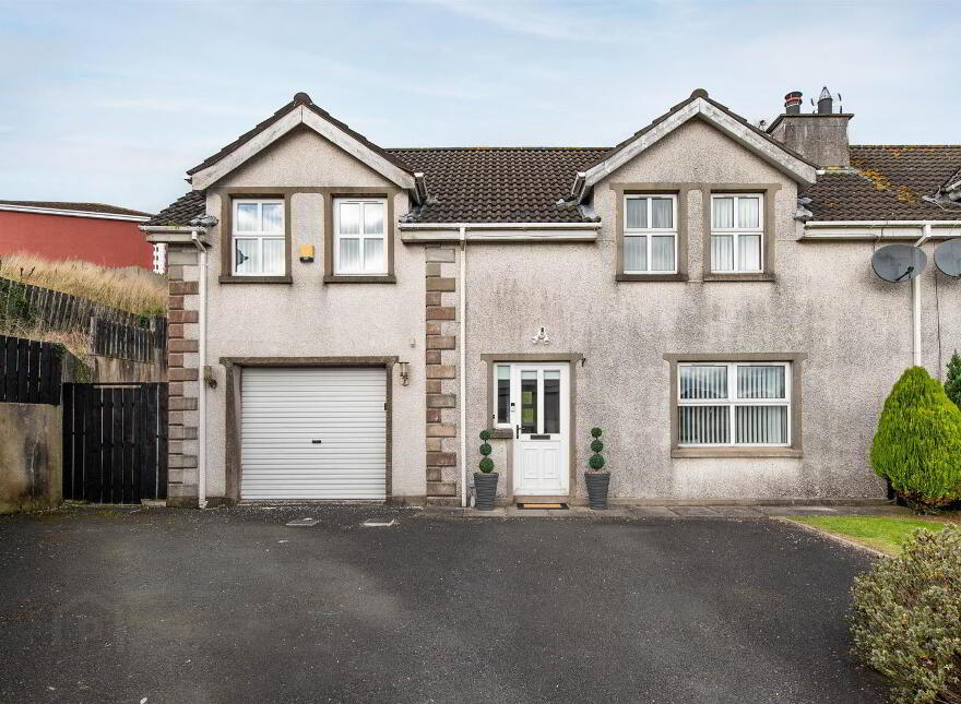 27 Vianstown Heights, Downpatrick, BT30 6TF