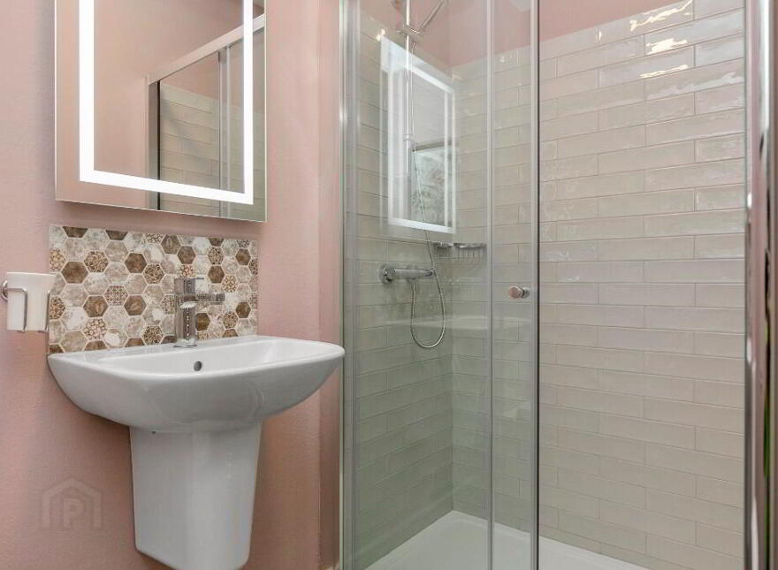 Apt 42 The Residence, 336 Ormeau Road, Belfast, BT7 2GE