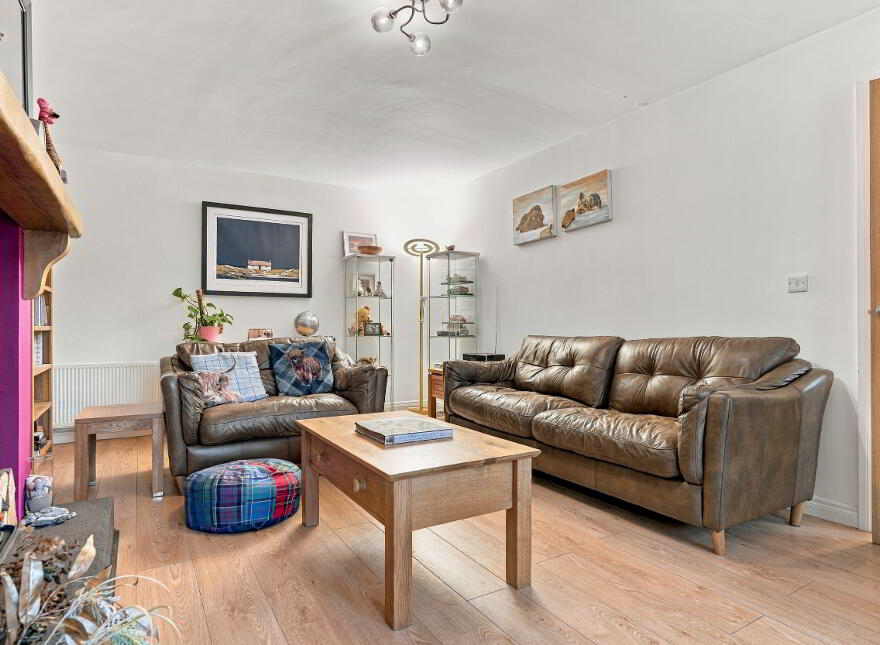 7 Old Manse Grove, Toomebridge, BT41 3GY