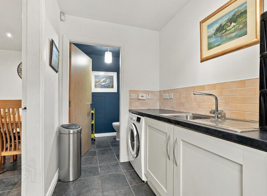 7 Old Manse Grove, Toomebridge, BT41 3GY
