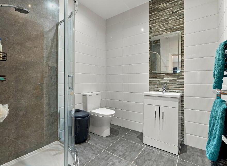 7 Old Manse Grove, Toomebridge, BT41 3GY