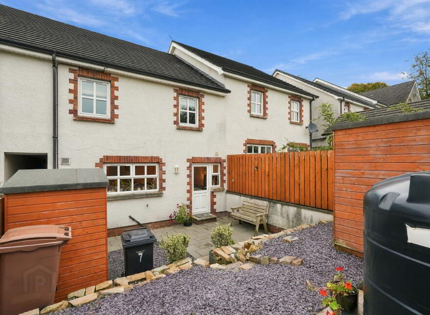 7 Old Manse Grove, Toomebridge, BT41 3GY