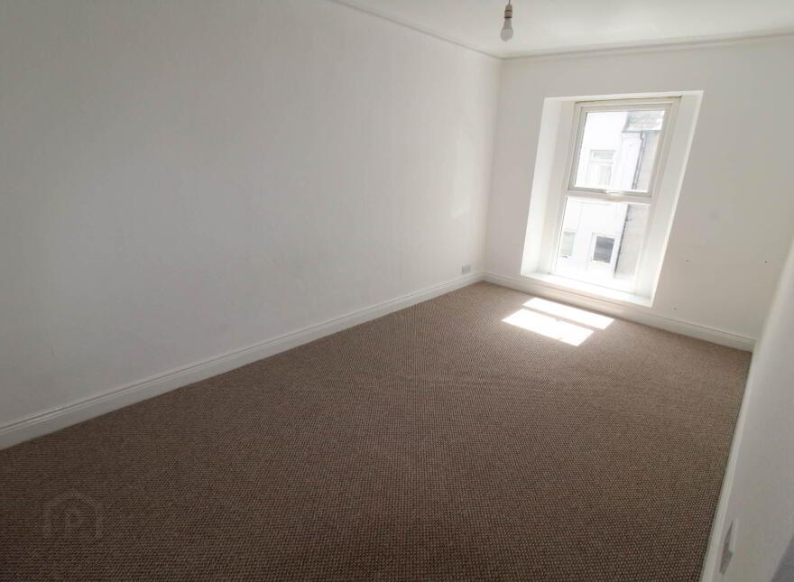 F2 38 Grays Hill, Bangor, BT20 3BB