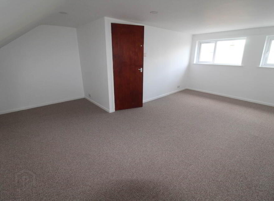 F2 38 Grays Hill, Bangor, BT20 3BB