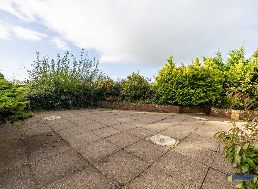 1 Lakeview Park, Enniskillen, BT74 6AR
