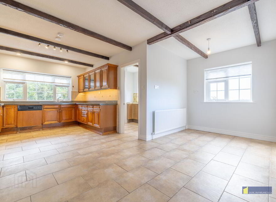 1 Lakeview Park, Enniskillen, BT74 6AR