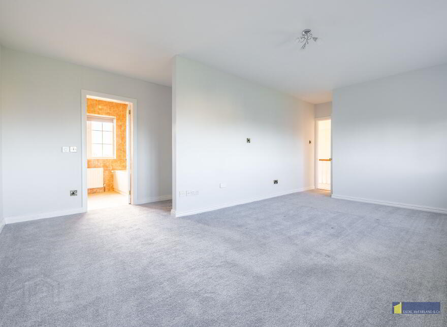 1 Lakeview Park, Enniskillen, BT74 6AR
