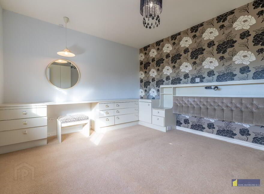 1 Lakeview Park, Enniskillen, BT74 6AR