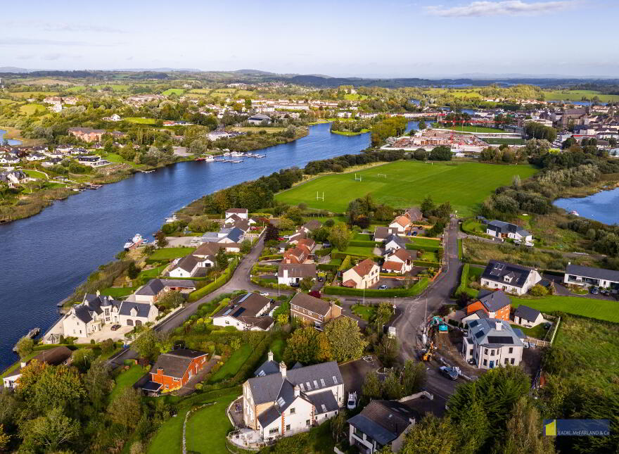 1 Lakeview Park, Enniskillen, BT74 6AR