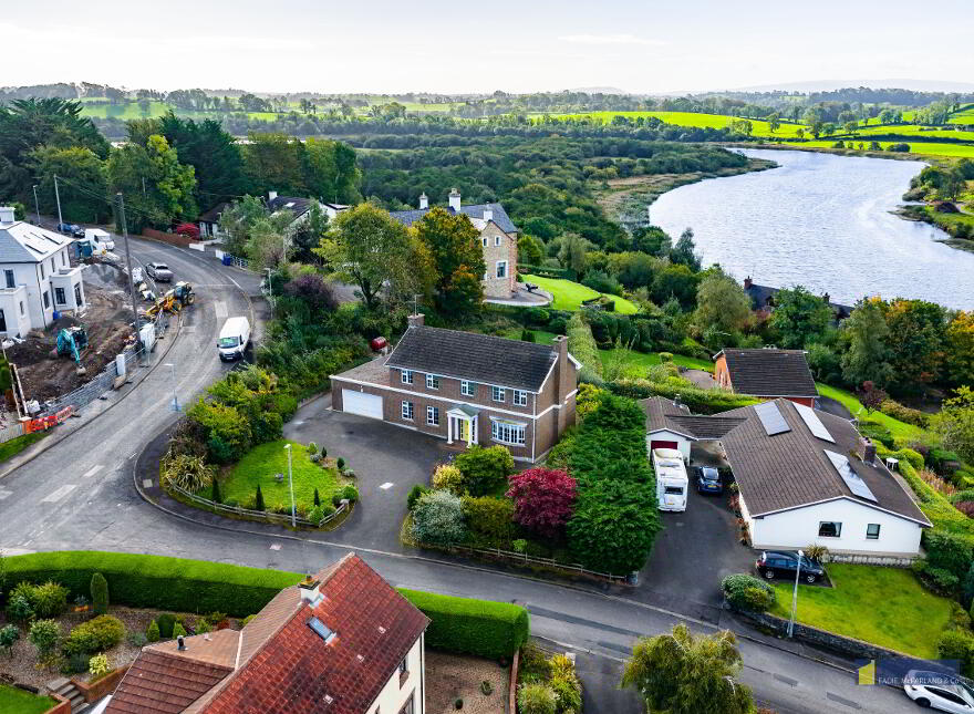 1 Lakeview Park, Enniskillen, BT74 6AR