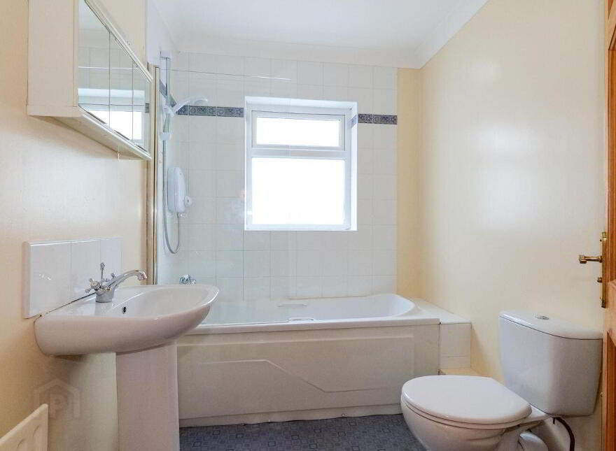 50 An Logan, Western Distributor Road, Knocknacarra, H91C8KX