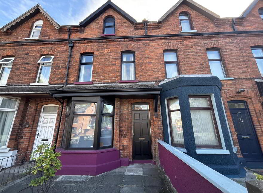 194B Ravenhill Road, Belfast, BT6 8EF