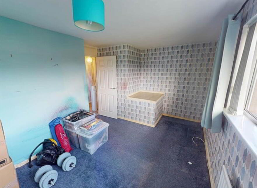 8 Waterside, Lisburn, BT28 1YH