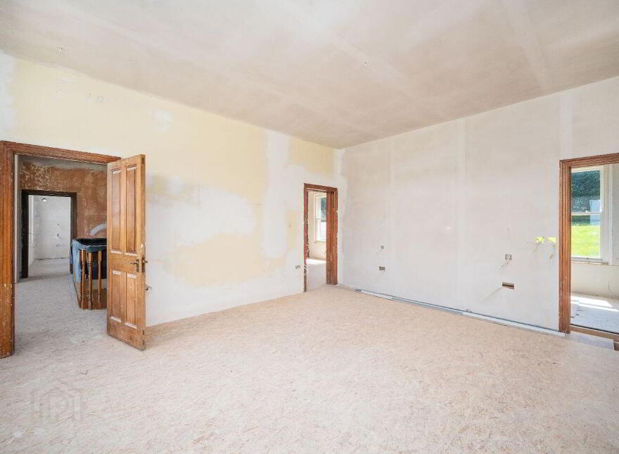 Newgrange, Barnaslingan Lane, Kilternan, Kilternan, D18FK03