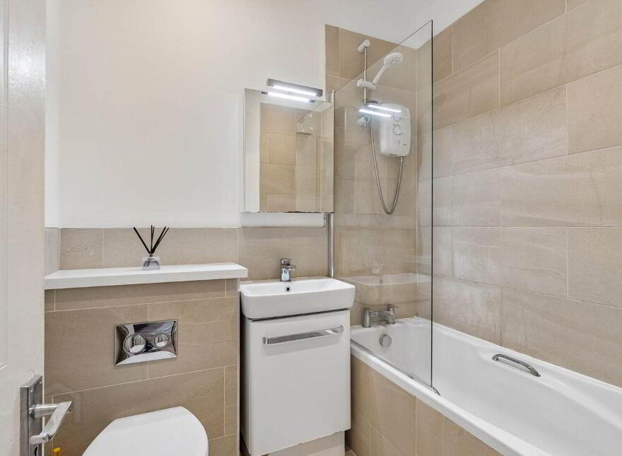 35 Fitzwilliam Quay, Ringsend, Irishtown, D04K272
