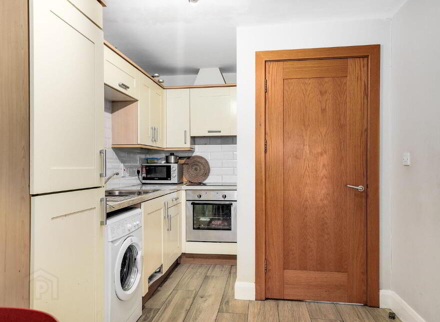 6 Montgomery Court, Foley Street, Dublin 1, D01
