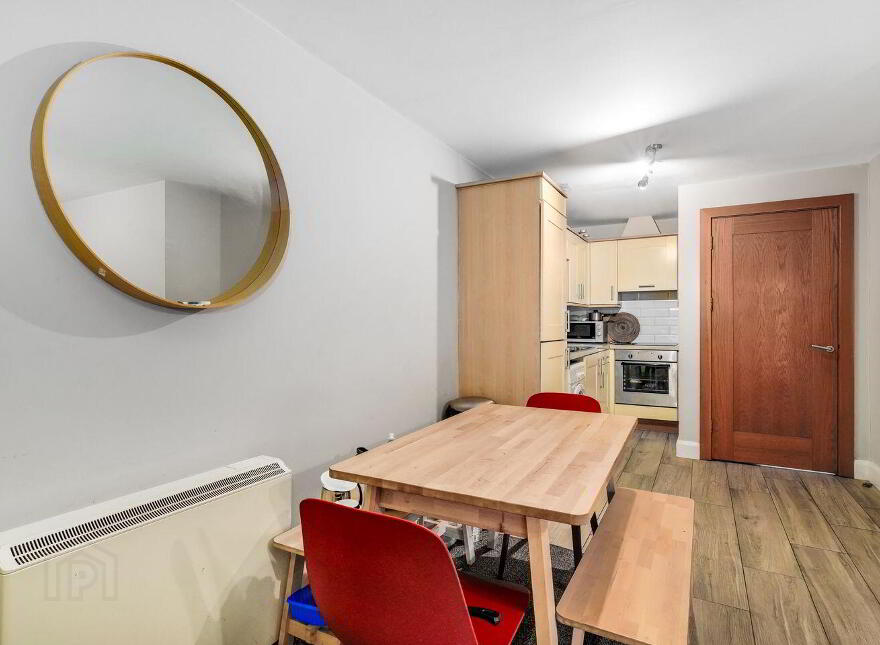 6 Montgomery Court, Foley Street, Dublin 1, D01