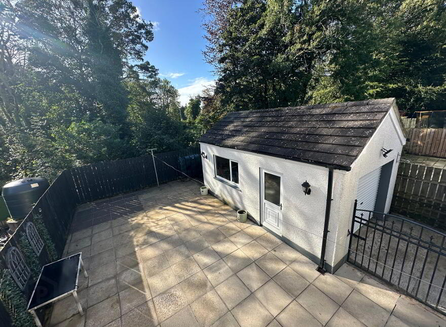 18 Castlewood Park, Ballymoney, BT53 8DA