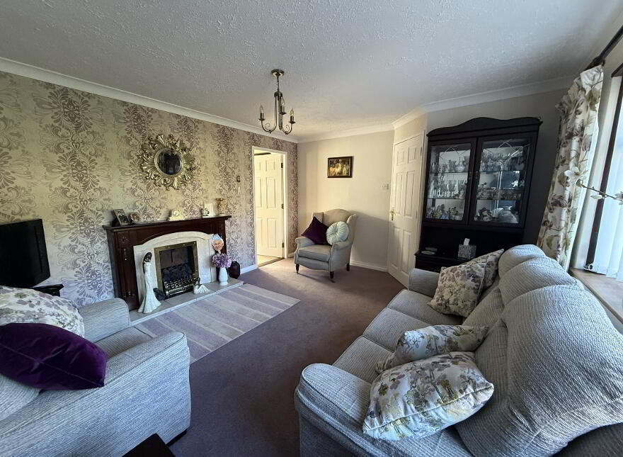 10 Fernbank, Lisburn, BT27 4JD