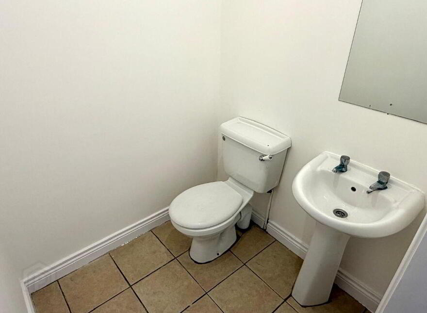 31 Tower Hill, Ballymote, F56X033