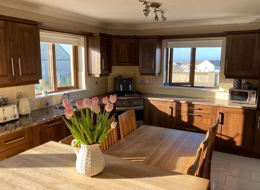 C70 Cahermore Holiday Village, Enniscrone, F26P865